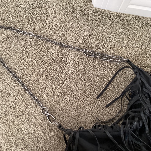 Steve Madden fringe bag in black - Picture 7 of 8